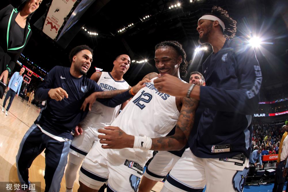 巴萨目前正 巴萨目前正